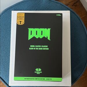 Doom Slayer Classic Glow in the Dark Edition